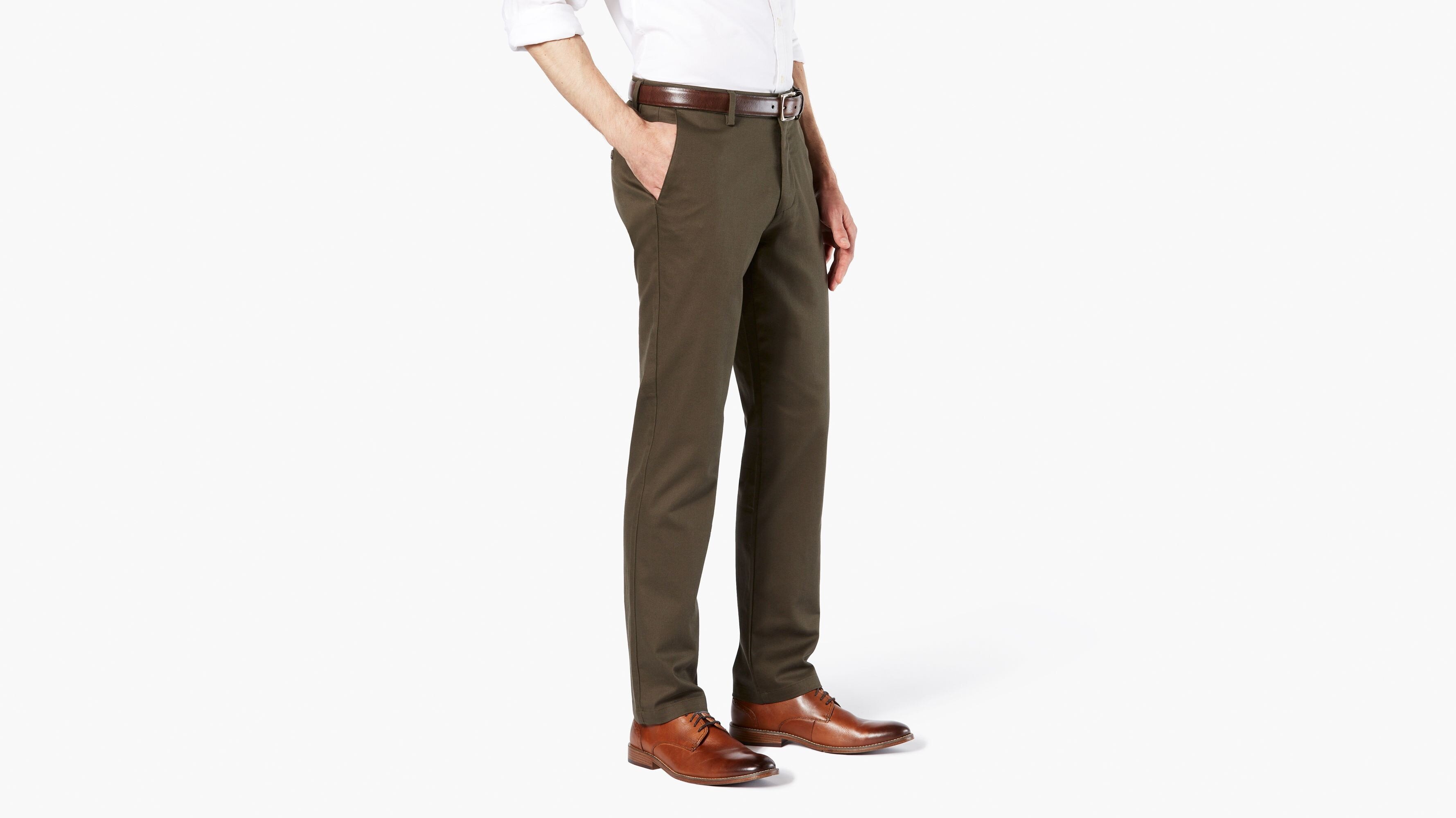 Signature Khaki, Slim Fit