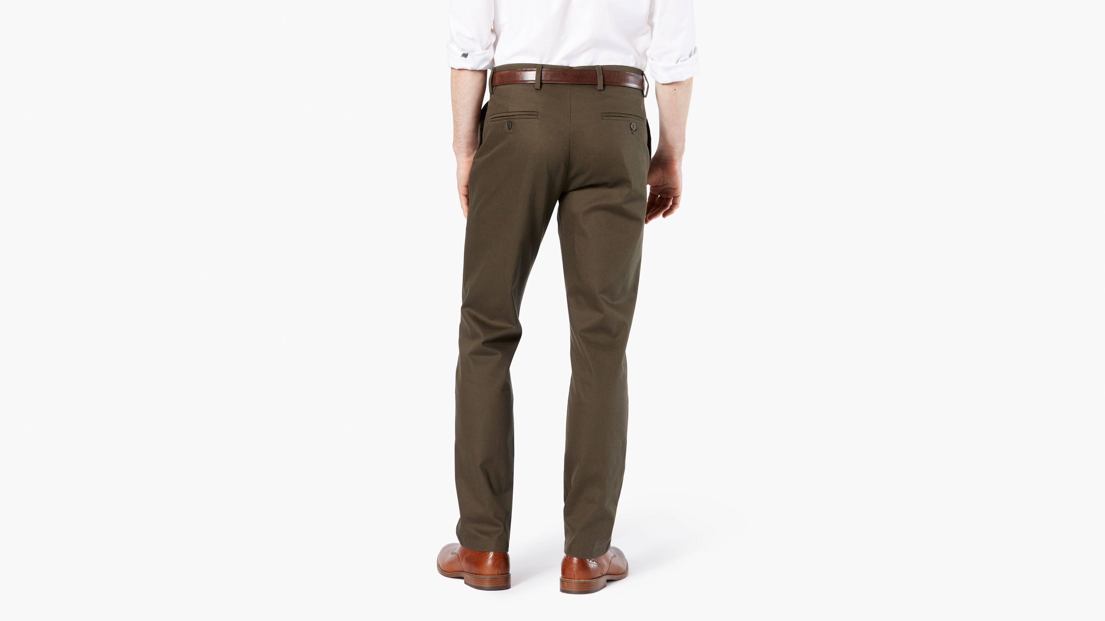 Signature Khaki, Slim Fit