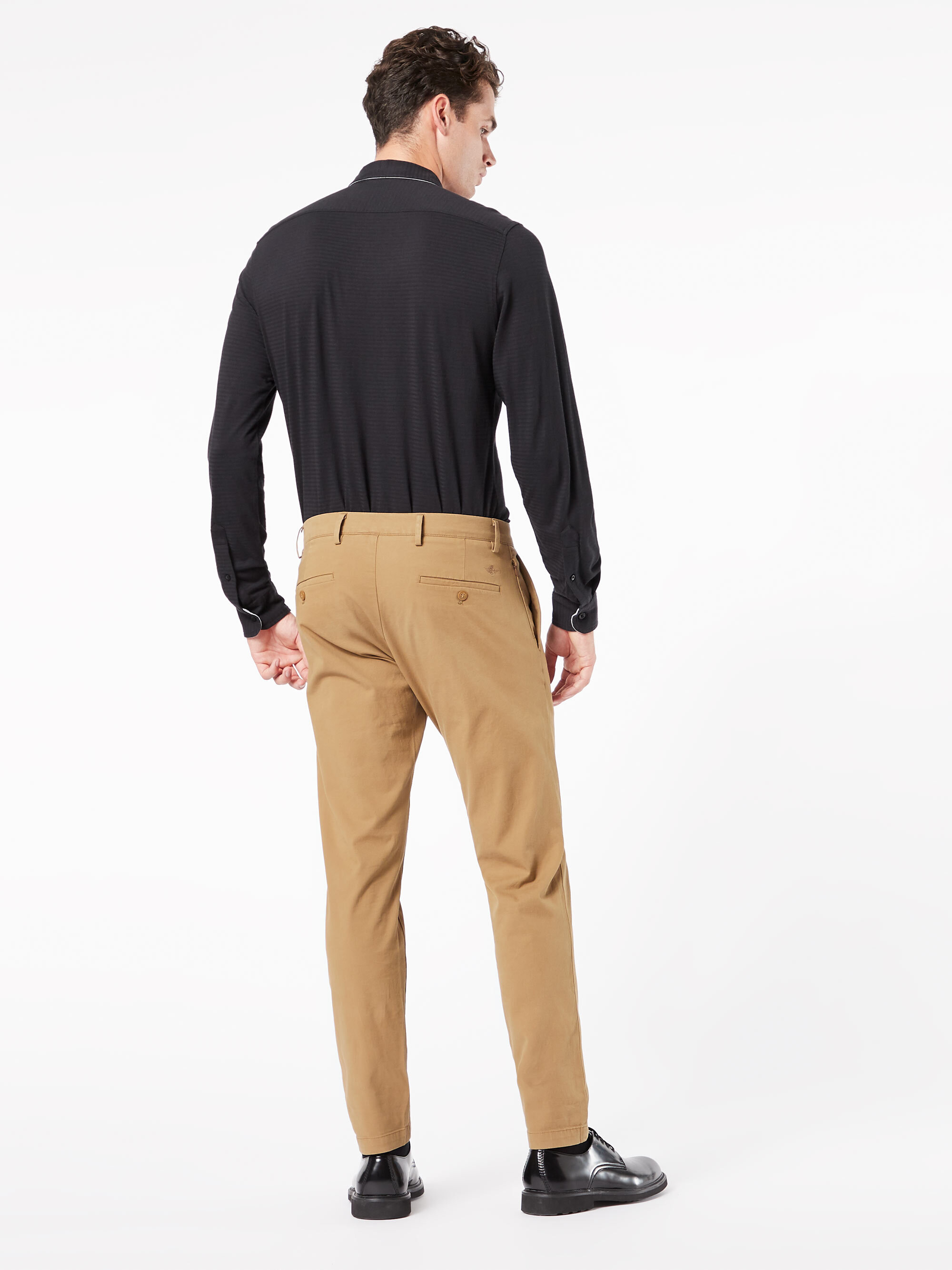 Alpha Chino, Tapered Fit