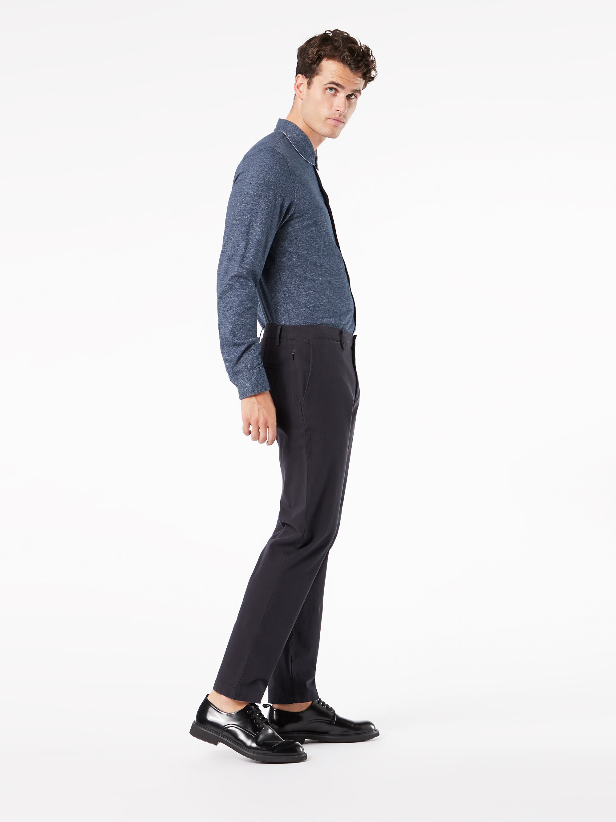 Alpha Chino, Tapered Fit