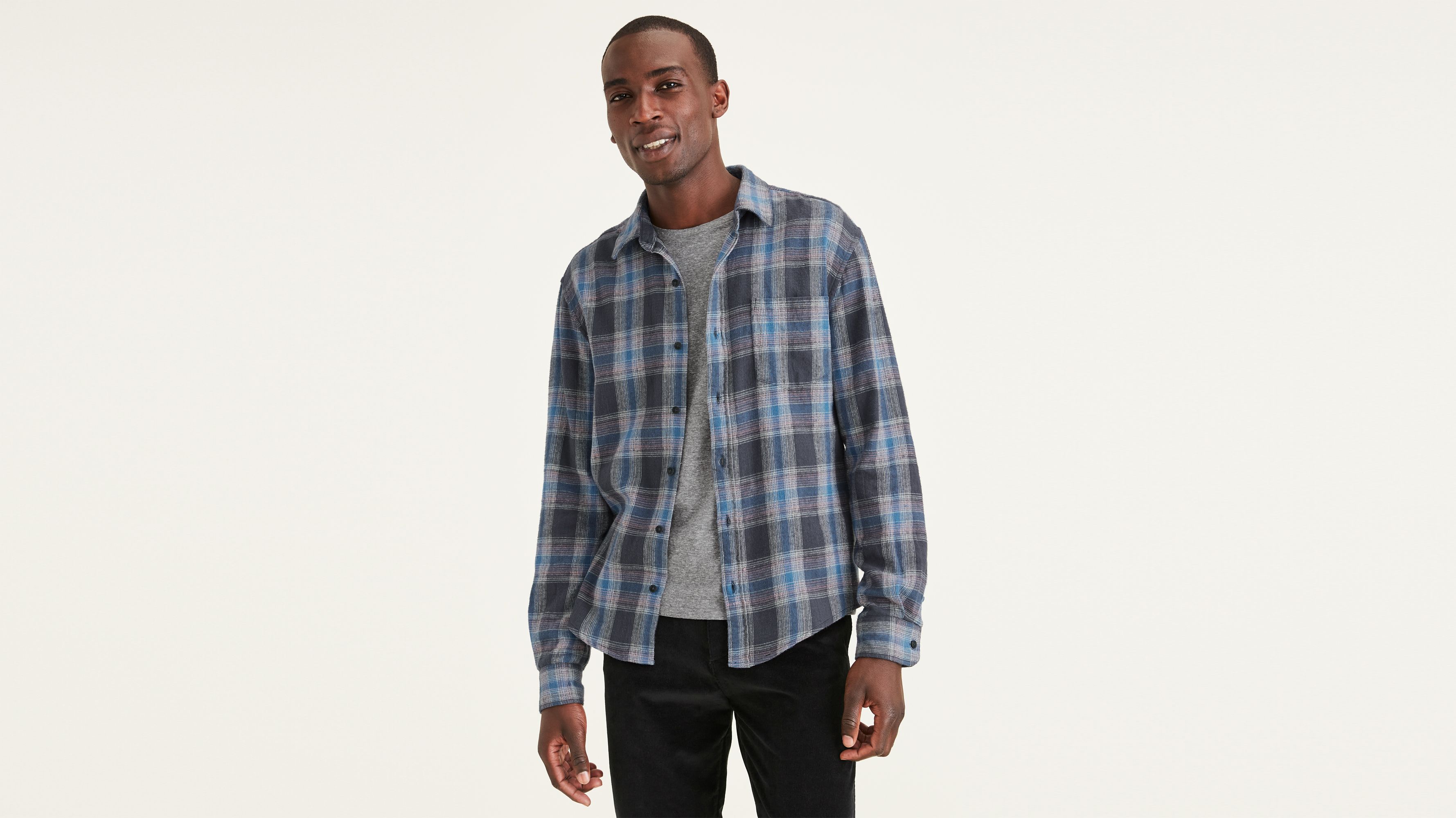 1 Pocket Unbuttoned Collar