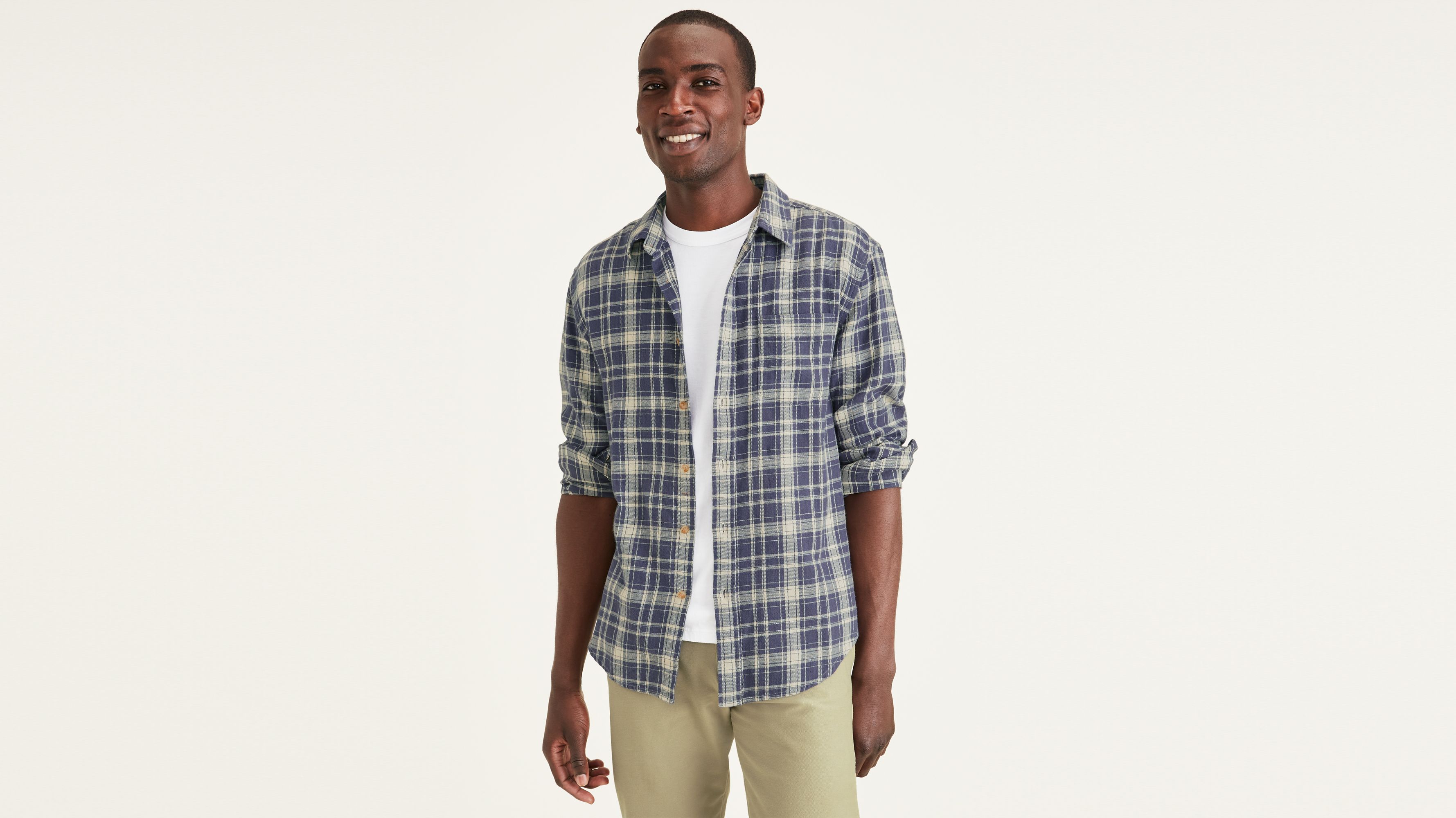 1 Pocket Unbuttoned Collar