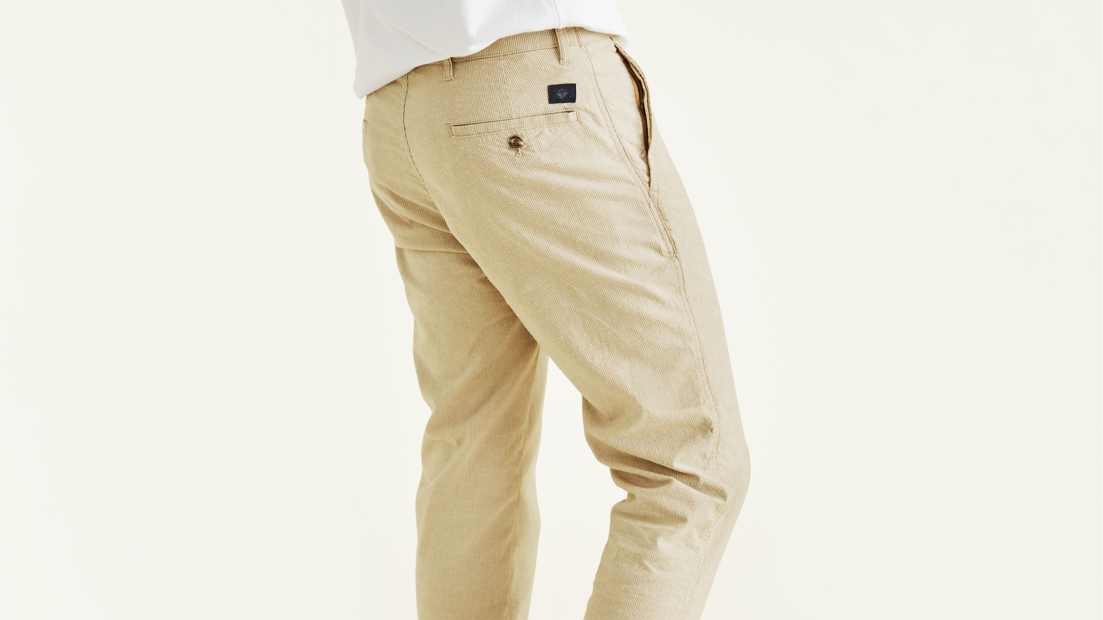Alpha Icon Chino, Tapered Fit