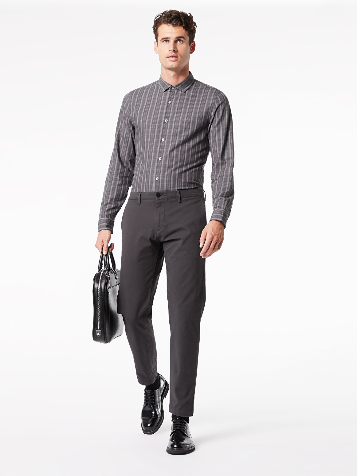 Alpha Chino, Tapered Fit