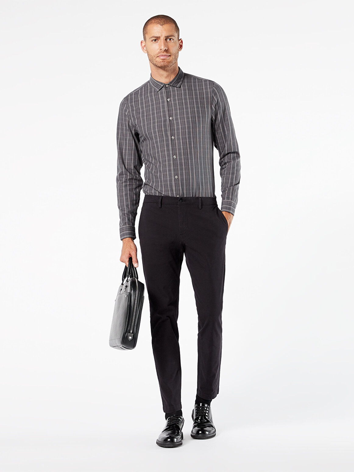 Alpha Chino, Tapered Fit