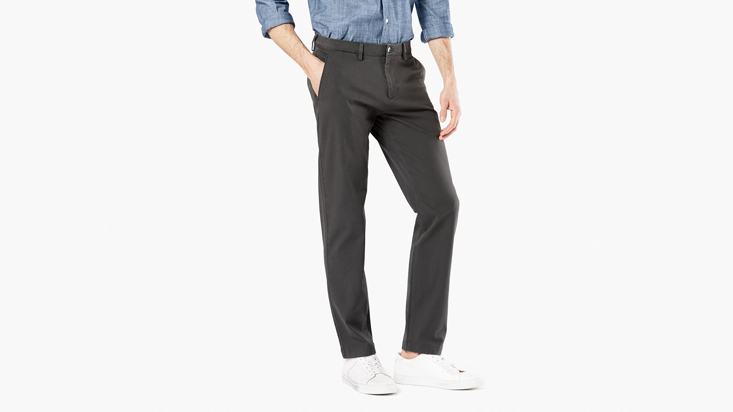 Alpha Chino, Tapered Fit