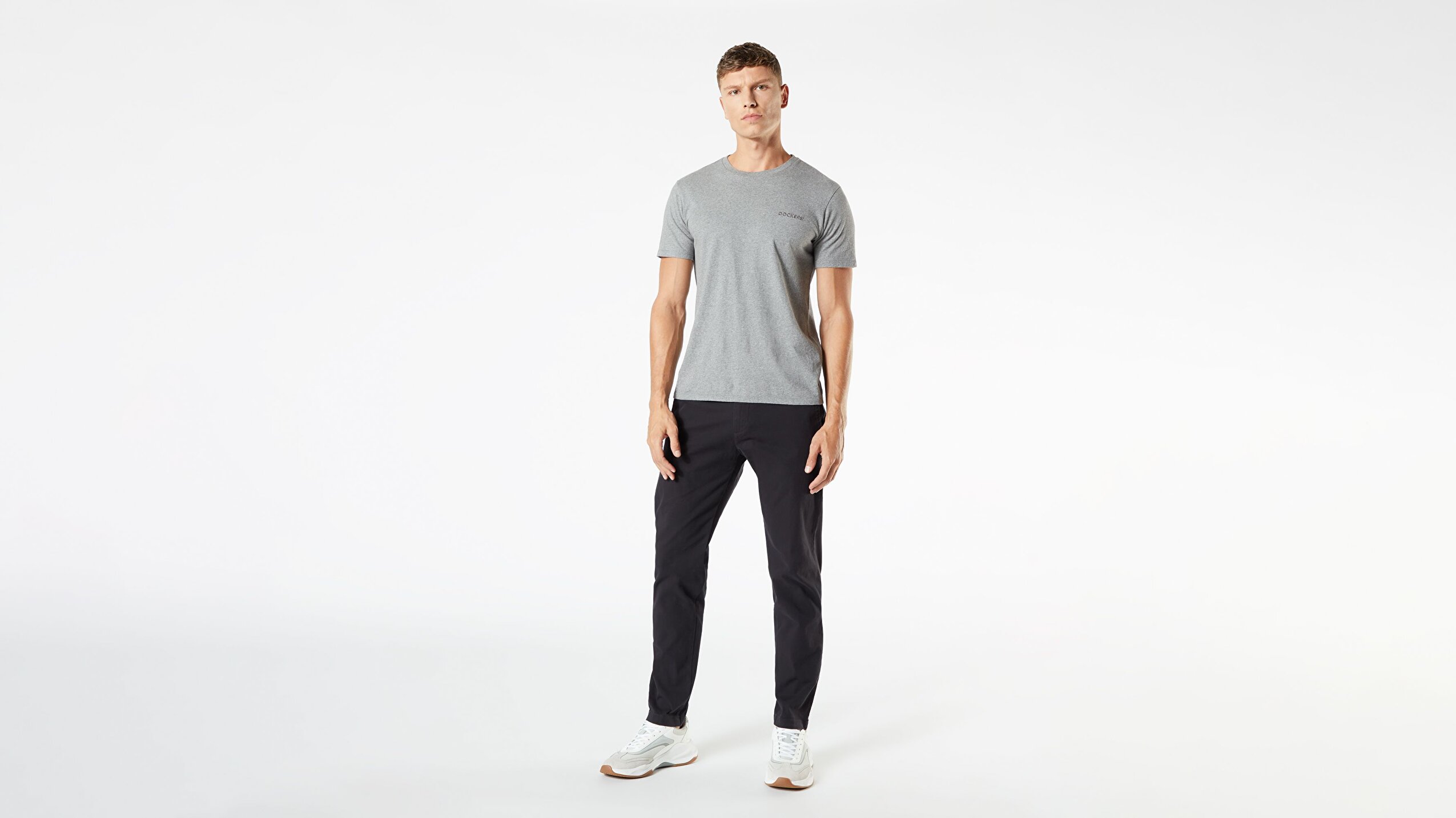 Alpha Chino, Tapered Fit