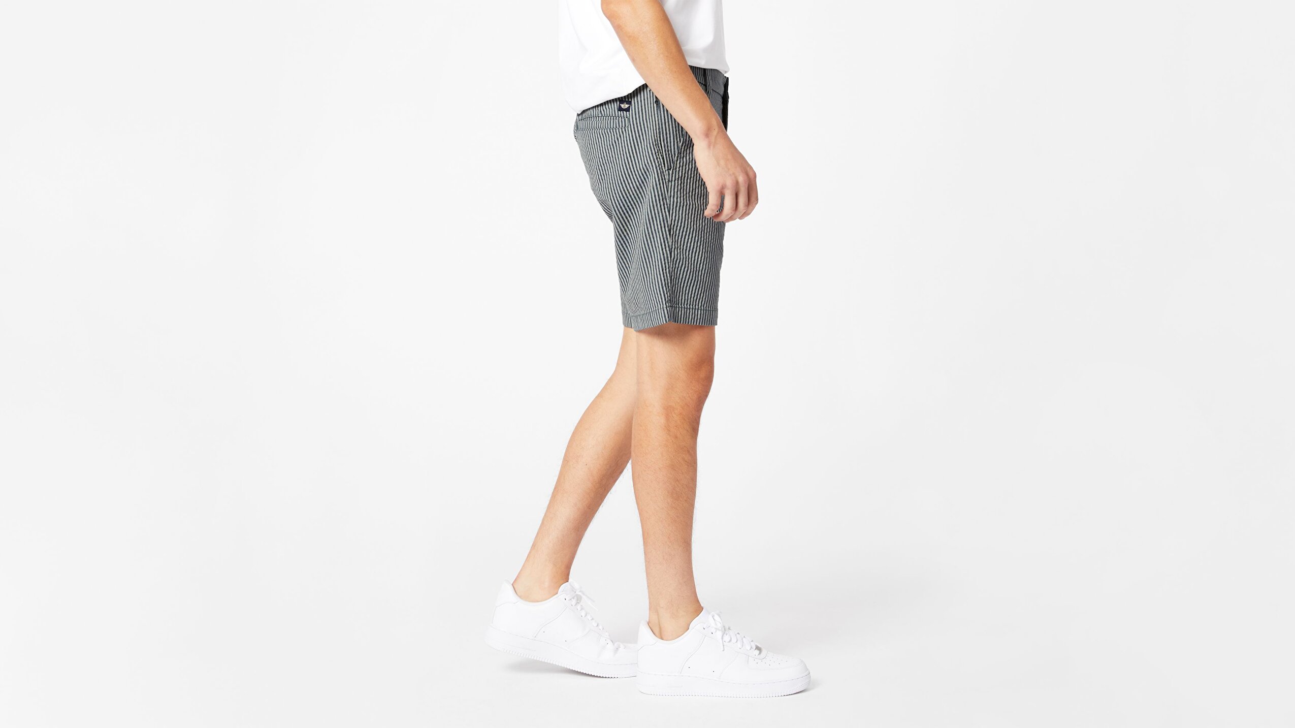 Ultimate Short, Straight Leg