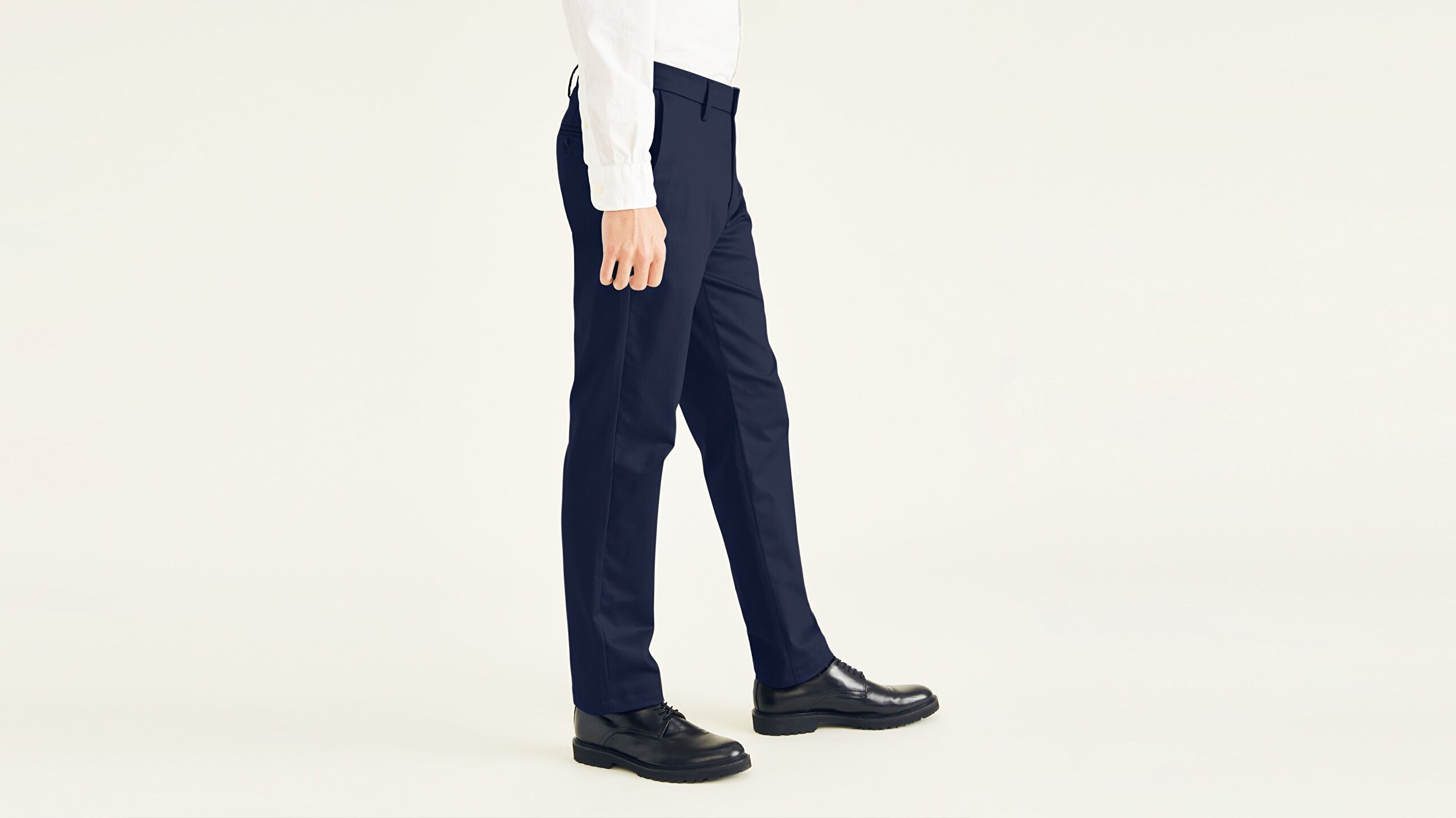 Signature Stain Defender Creased Slim Fit Pantolon