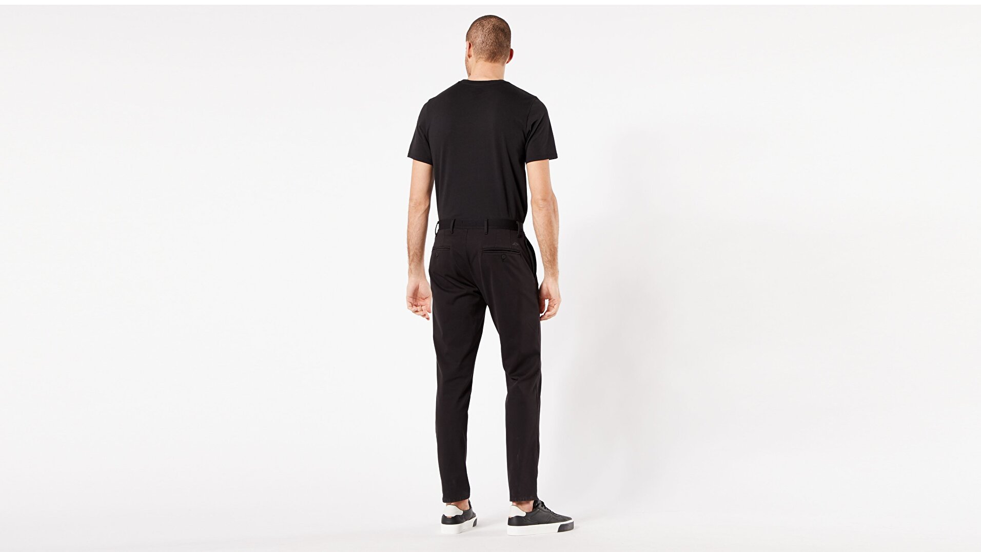 Modern Chino, Tapered Fit-Black